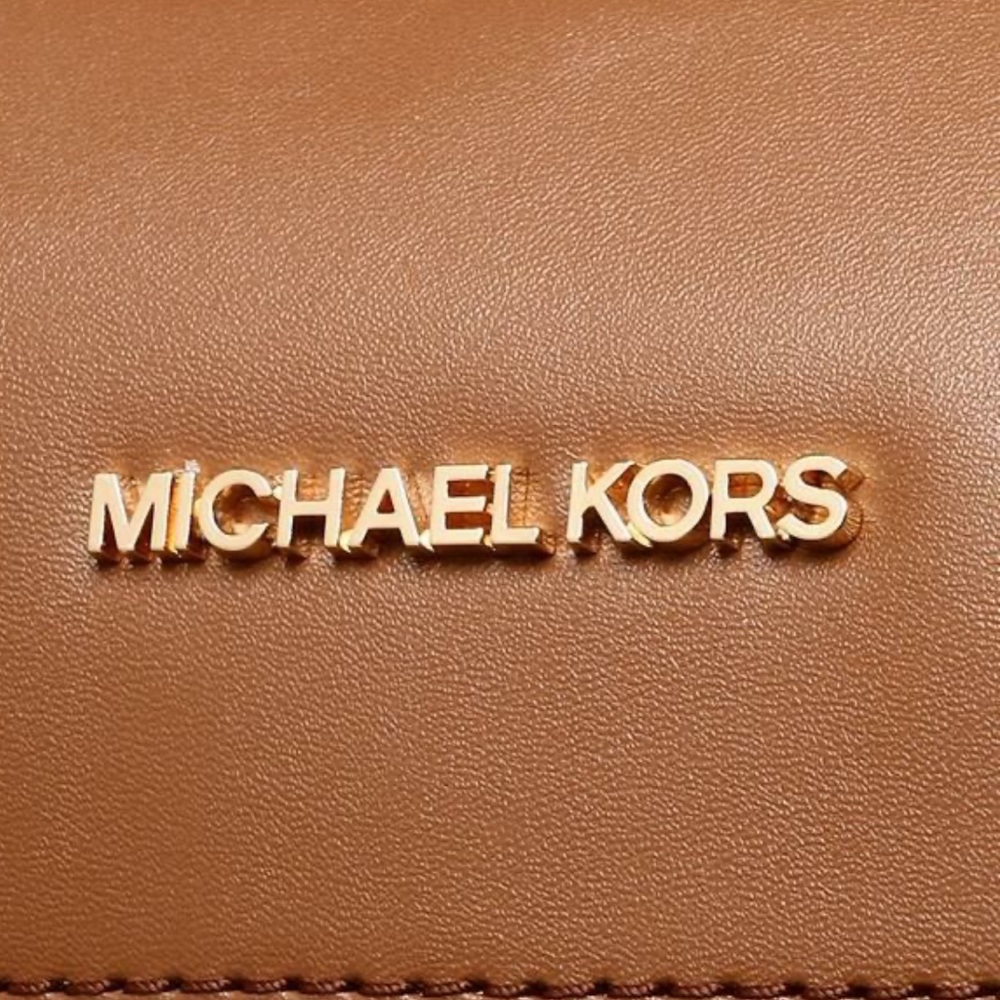 Michael Kors Medium Duffel  Travel Satchel - Leather/Coated - Picture 10 of 13
